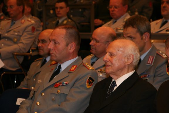 Während der Ansprache Präsident Landesdirektion Dr. Hasenpflug